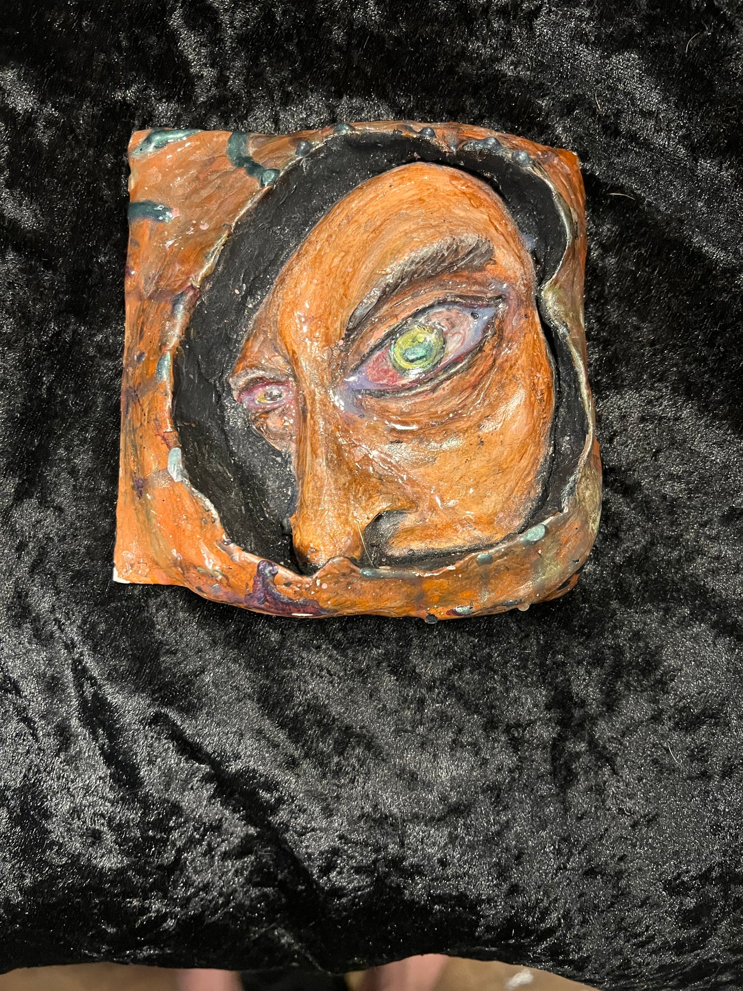 Black Mold Peeper - Small Wall Art